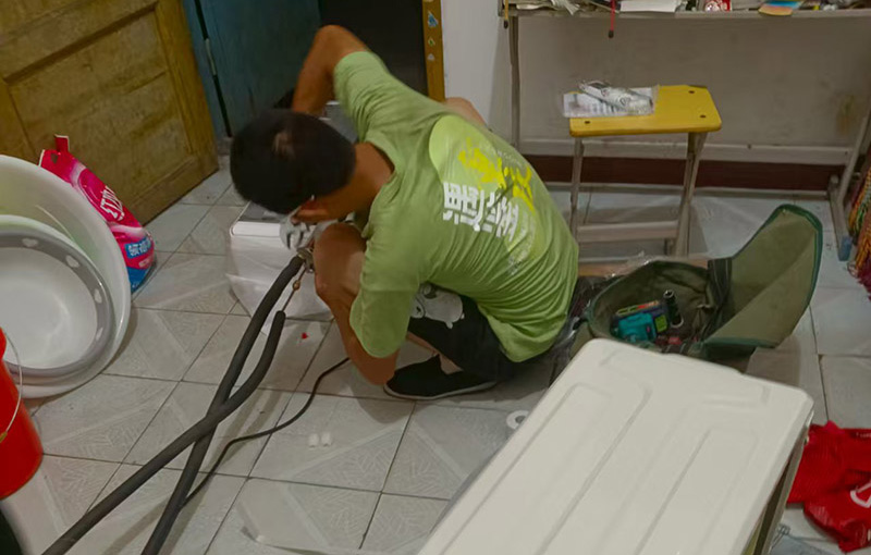 慈溪蚂蚁专业空调安装师傅